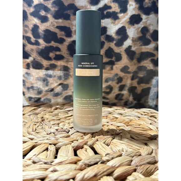 Ciele. Tint & PROTECT Serum Foundation/SPF50/ Shade 03 LIGHT /NEW
